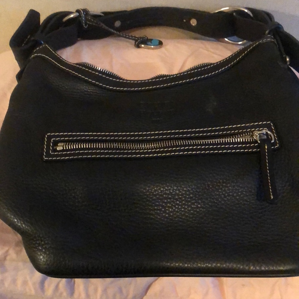 Black Dooney and Burke purse